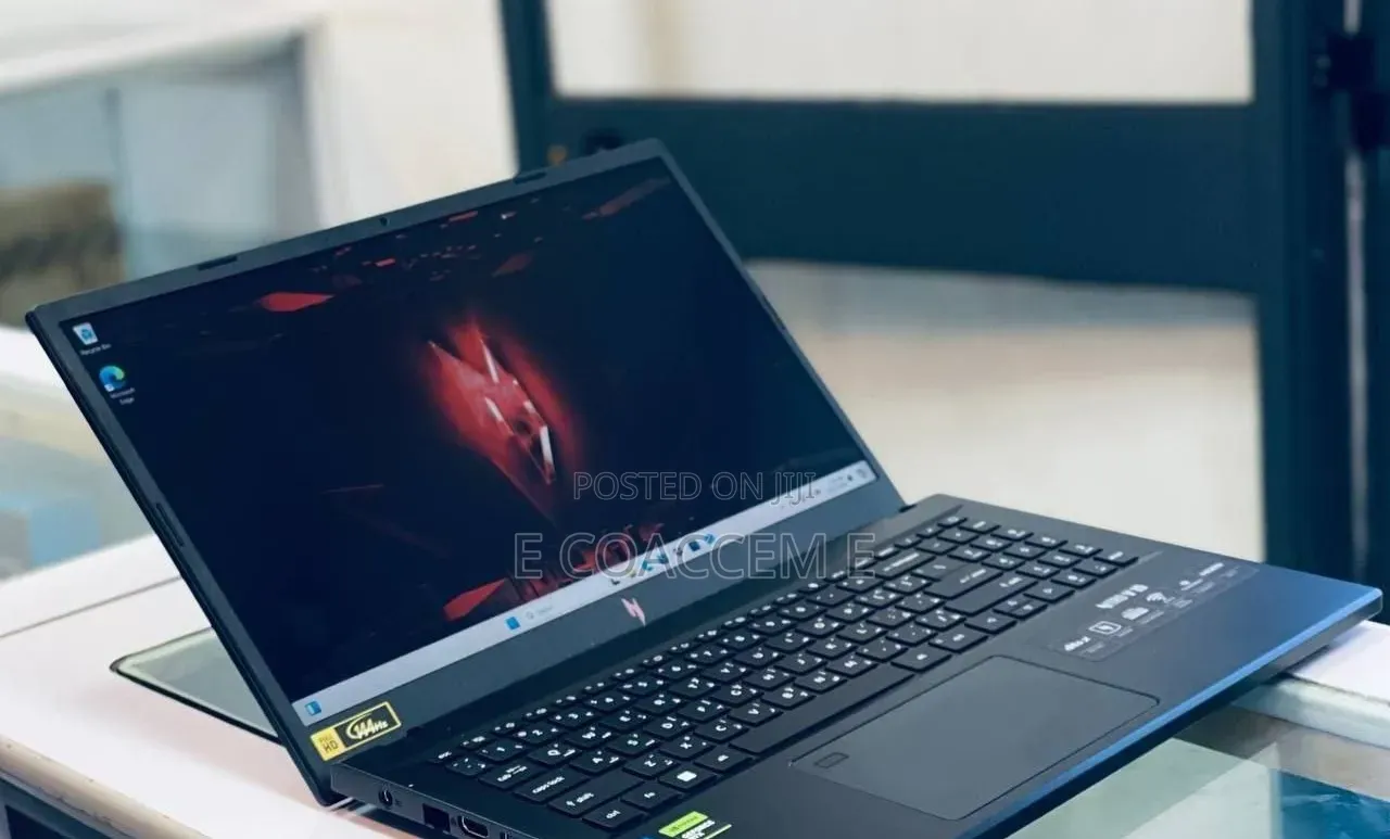 New Laptop Acer 16GB AMD Ryzen 5 SSD 512GB