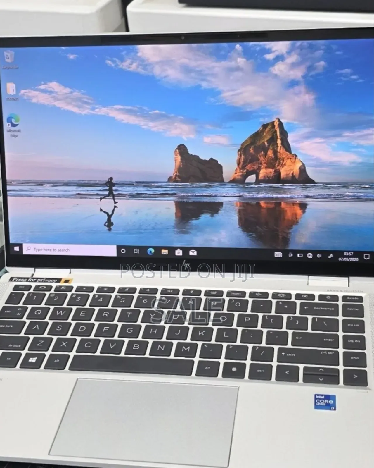 New Laptop HP EliteBook 1040 G8 16GB Intel Core i7 SSD 512GB