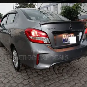 Mitsubishi Attrage 2022 Gray