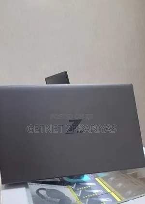 New Laptop HP EliteBook 840 G11 16GB Intel Core i7 SSD 512GB