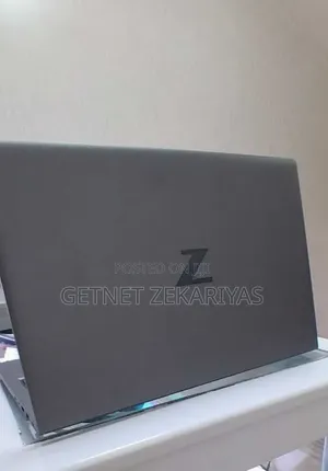 New Laptop HP EliteBook 840 G11 16GB Intel Core i7 SSD 512GB