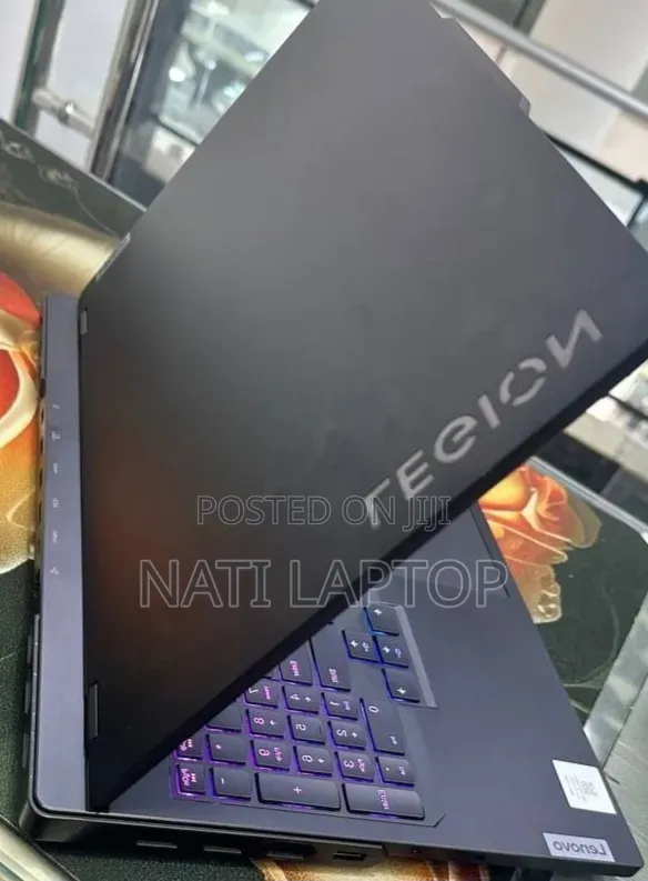 New Laptop Lenovo Legion Pro 7 32GB Intel Core i9 SSD 1T