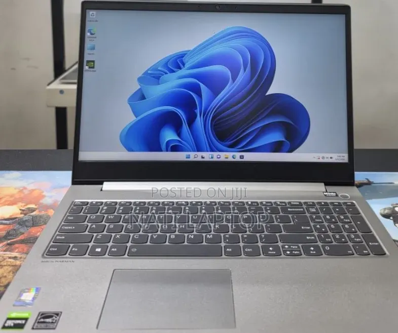 New Laptop Lenovo 16GB Intel Core i5 HDD+SSD 512GB