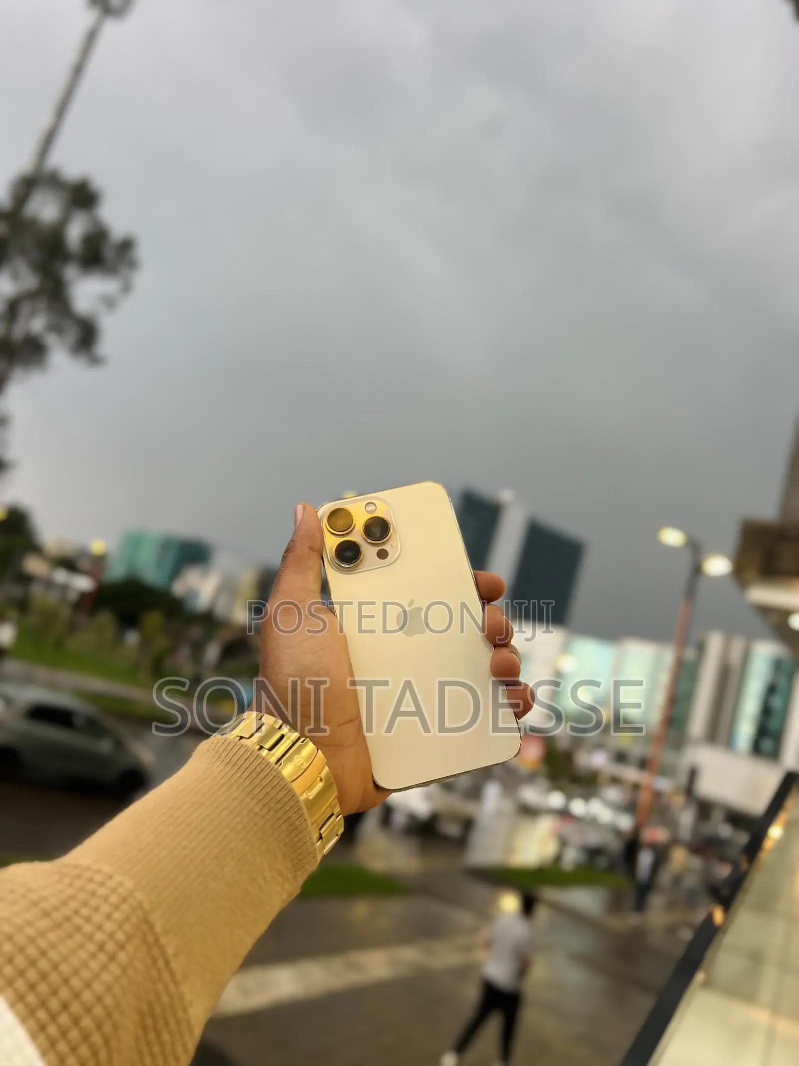 New Apple iPhone 13 Pro 128 GB Gold