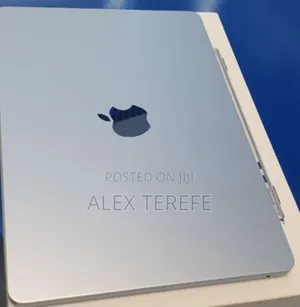 New Laptop Apple MacBook Air 2025 M4 16GB Apple M4 SSD 512GB
