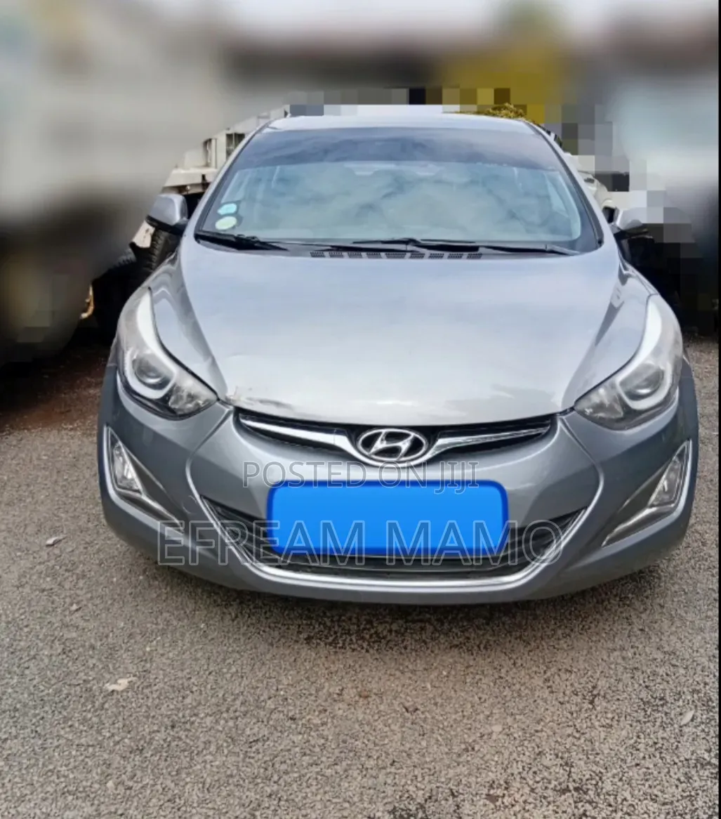Hyundai Avante 2015