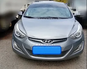 Hyundai Avante 2015