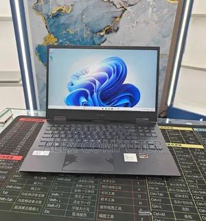 New Laptop HP Omen 15 16GB AMD Ryzen 7 SSD 512GB