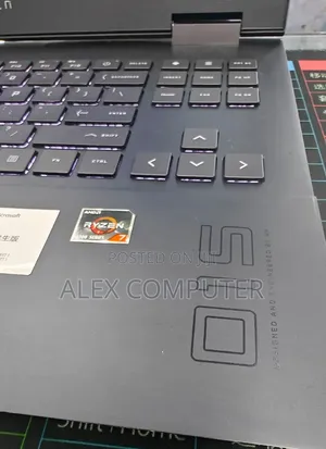 New Laptop HP Omen 15 16GB AMD Ryzen 7 SSD 512GB