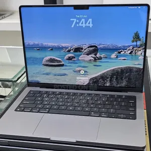 New Laptop Apple MacBook Pro 2021 M1 32GB Apple M1 Pro SSD 512GB
