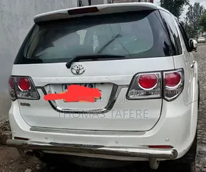 Toyota Fortuner 2014 White