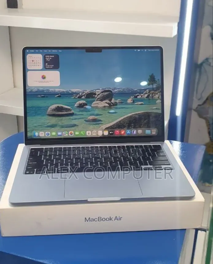 New Laptop Apple MacBook Air 2020 M1 16GB Apple M1 SSD 512GB