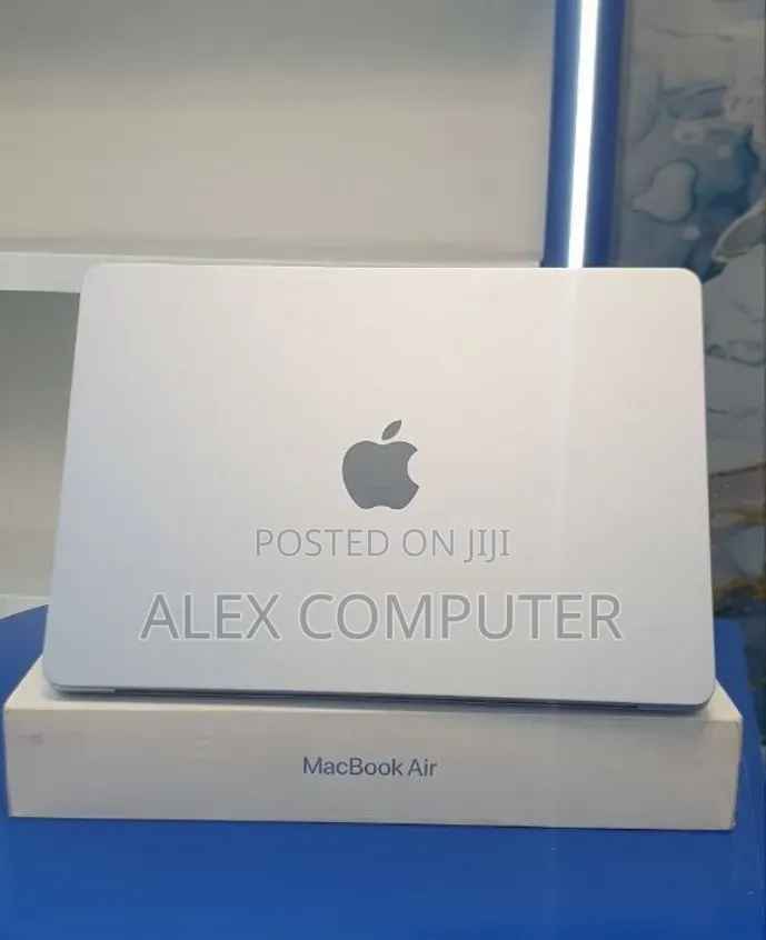 New Laptop Apple MacBook Air 2020 M1 16GB Apple M1 SSD 512GB