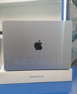 New Laptop Apple MacBook Air 2020 M1 16GB Apple M1 SSD 512GB