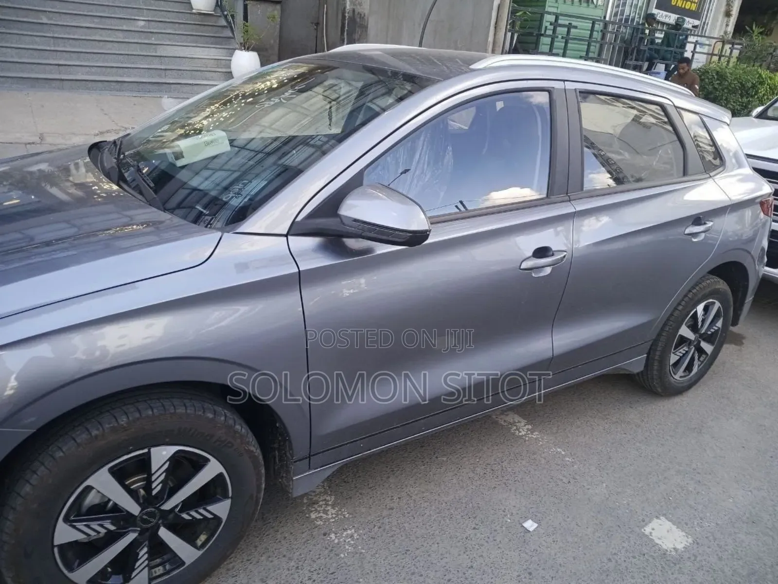 BYD E2 43 kWh 94 hp FWD 2025 Gray