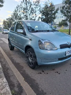 Toyota Vitz 2001