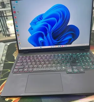 New Laptop Lenovo Legion Pro 7 32GB Intel Core i9 SSD 1T