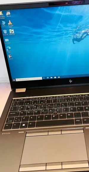 New Laptop HP 16GB Intel Core i7 SSD 512GB