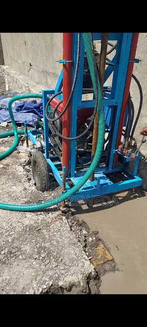 Driling Ground Water Machine Drill 200 Meter Debth Double Haydraulic