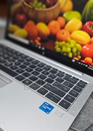 New Laptop HP EliteBook 830 G8 8GB Intel Core i5 SSD 256GB