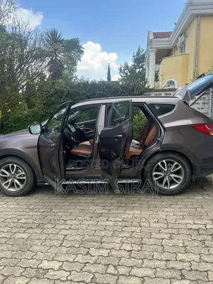 Hyundai Santa Fe 2014 Gray