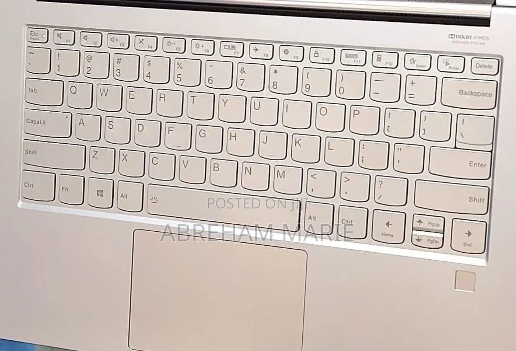 New Laptop Lenovo Yoga 9i 16GB Intel Core i7 SSD 512GB