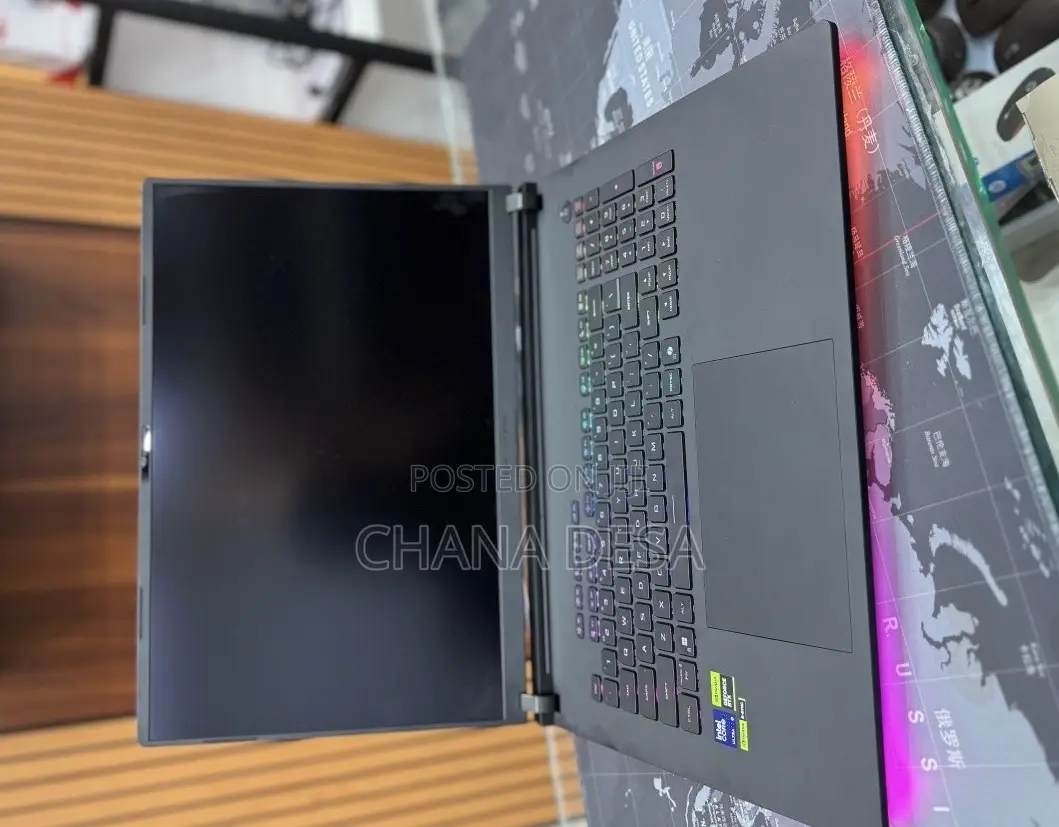 New Laptop Asus ROG Strix G18 32GB Intel Core Ultra 9 SSD 2T