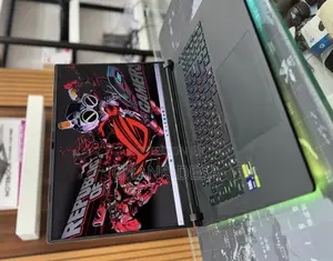 New Laptop Asus ROG Strix G18 32GB Intel Core Ultra 9 SSD 2T