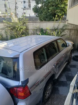 Toyota Land Cruiser 2012 Silver