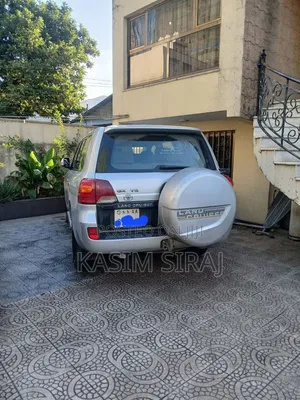 Toyota Land Cruiser 2012 Silver
