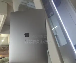 New Laptop Apple MacBook Pro 2018 16GB Intel Core i7 SSD 512GB