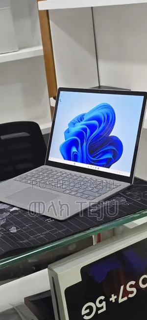 New Laptop Microsoft Surface Laptop 3 16GB Intel Core i5 SSD 512GB