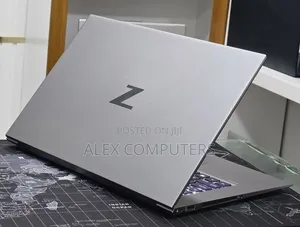 New Laptop HP ZBook 15 32GB Intel Core i9 SSD 512GB