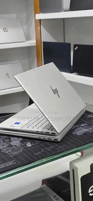 New Laptop HP Pavilion 14 16GB Intel Core i7 SSD 1T
