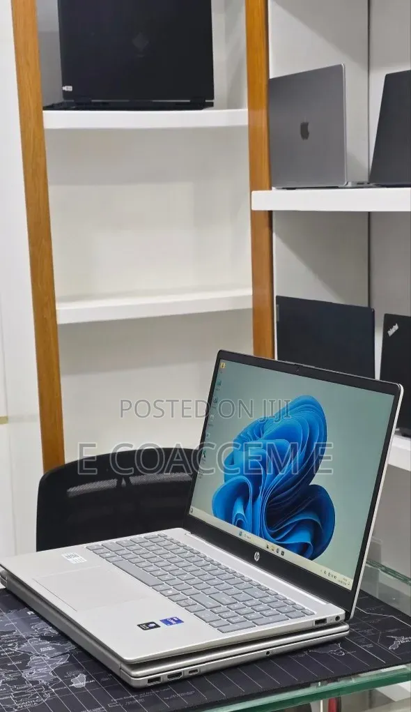 New Laptop HP 16GB Intel Core i5 SSD 1T