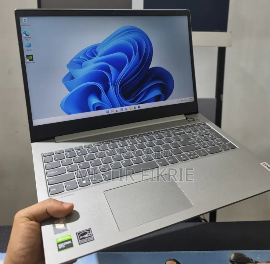 New Laptop Lenovo ThinkBook 15 16GB Intel Core i5 SSD 512GB