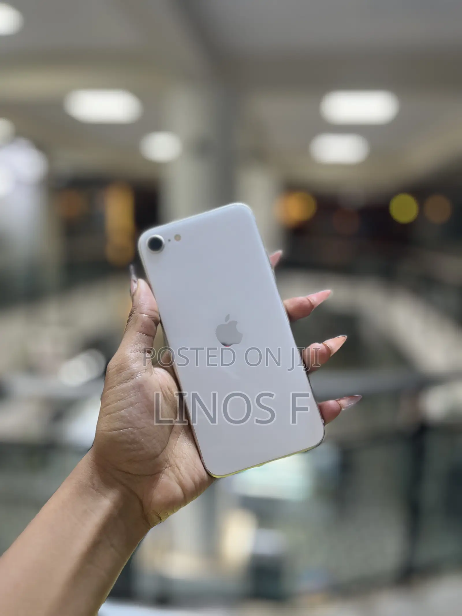 Apple iPhone SE (2022) 64 GB White