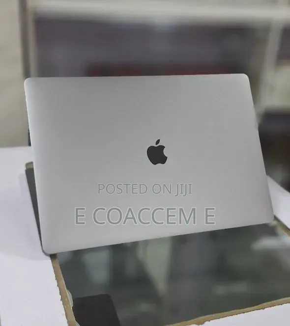 New Laptop Apple MacBook 64GB Intel Core i9 SSD 512GB