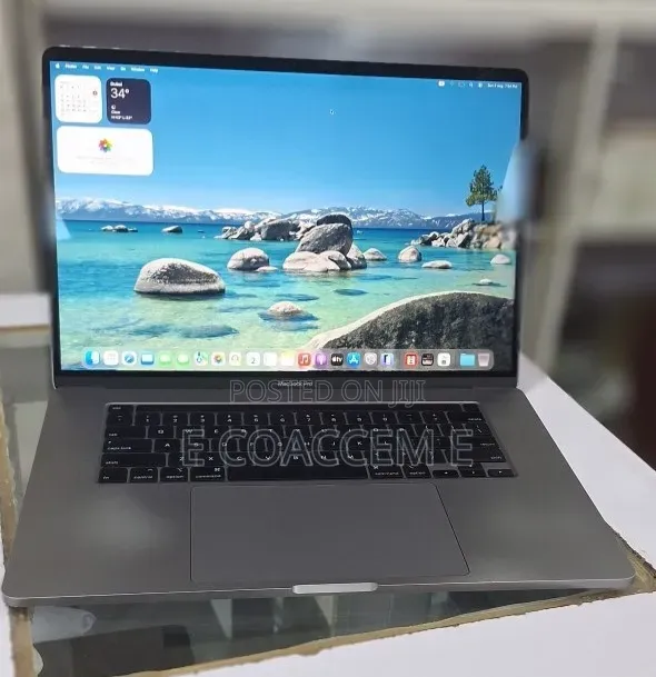 New Laptop Apple MacBook 64GB Intel Core i9 SSD 512GB