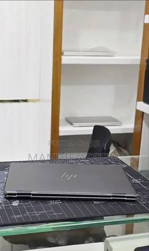 New Laptop HP Spectre 16GB Intel Core i7 SSD 512GB