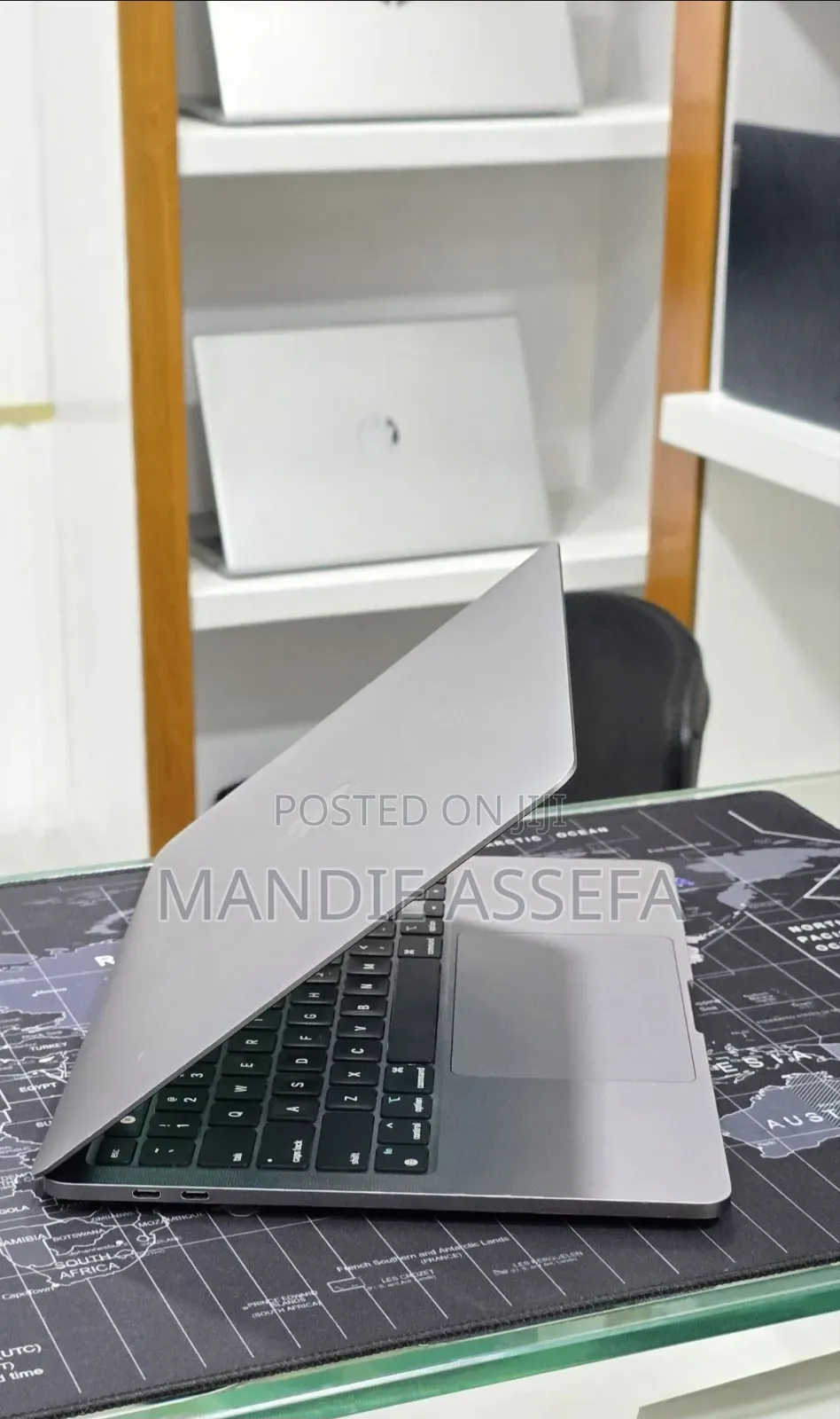 New Laptop Apple MacBook Air 2022 M2 16GB Apple M2 SSD 512GB