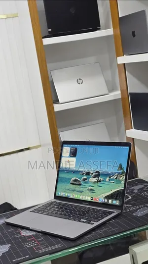 New Laptop Apple MacBook Air 2022 M2 16GB Apple M2 SSD 512GB