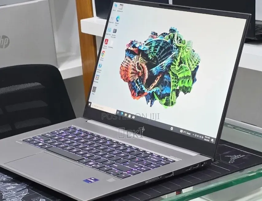 New Laptop HP ZBook 14 32GB Intel Core i9 SSD 512GB