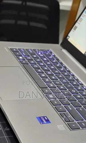 New Laptop HP ZBook 15 32GB Intel Core i9 SSD 512GB