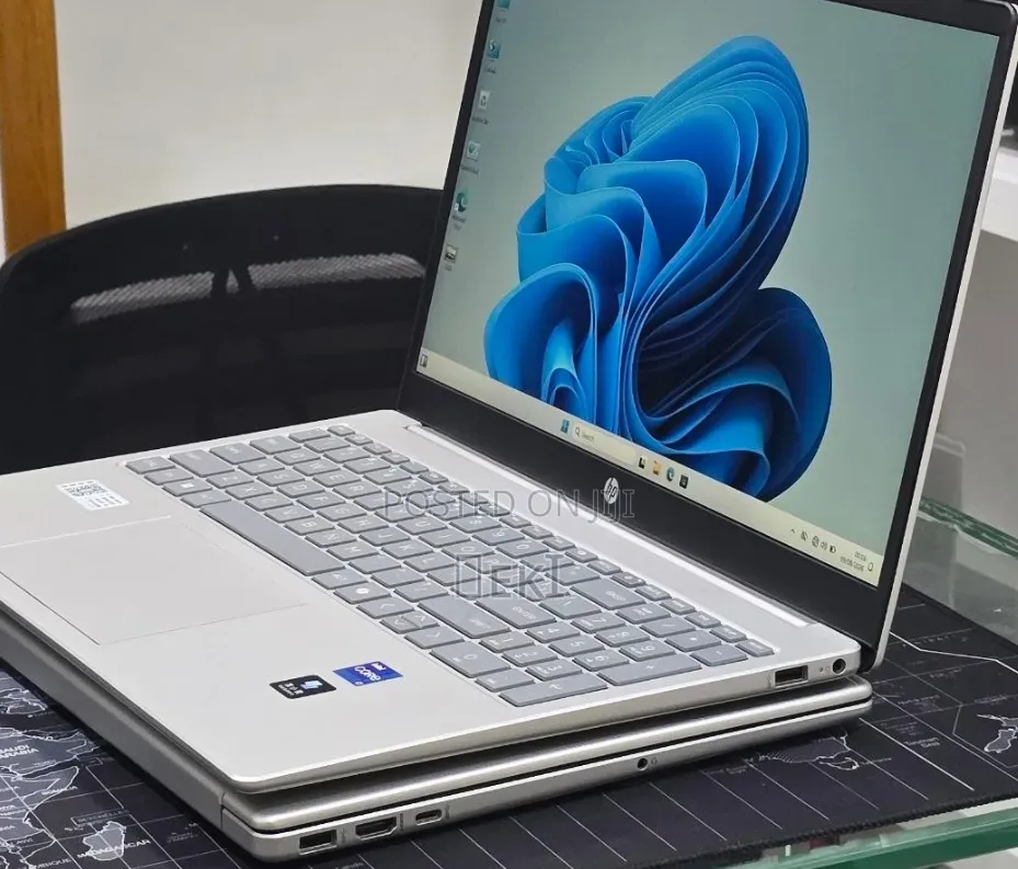 New Laptop HP Stream Notebook 16GB Intel Core i7 SSD 1T