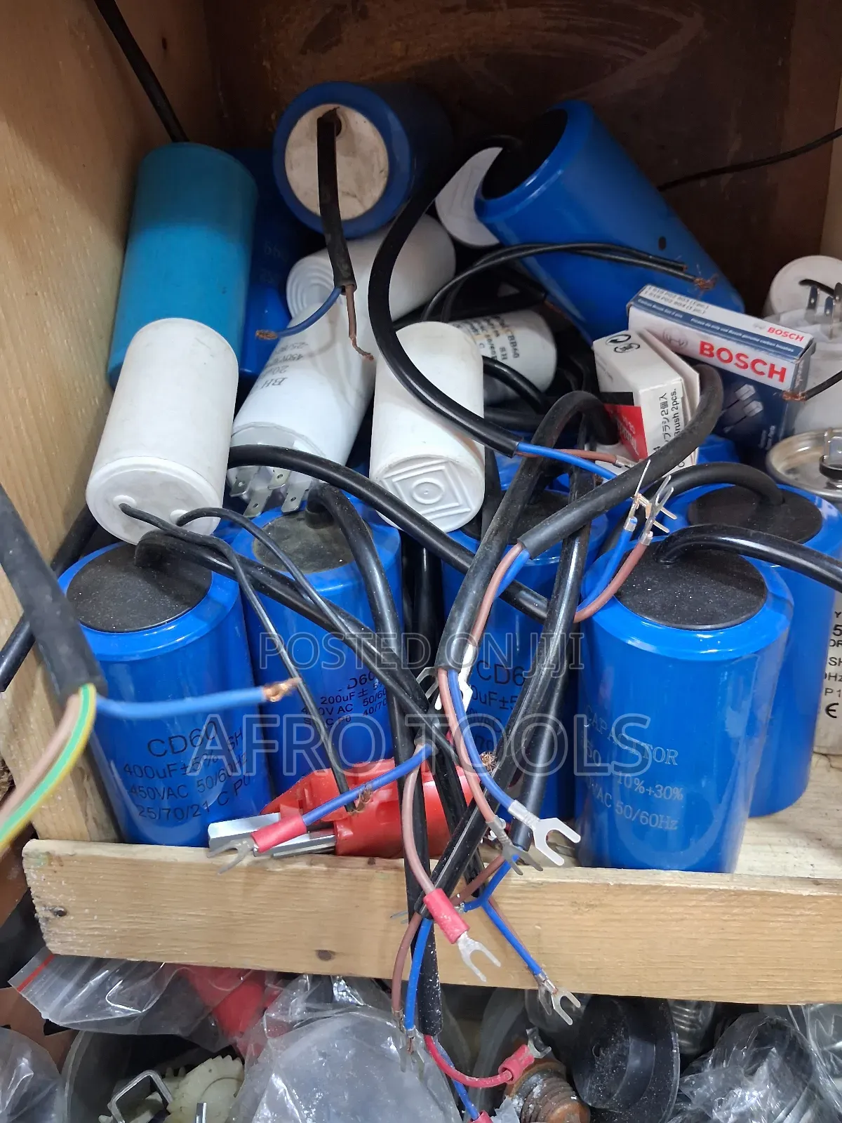 የተለያዩ አይነት ካፓሲተሮች Capacitors