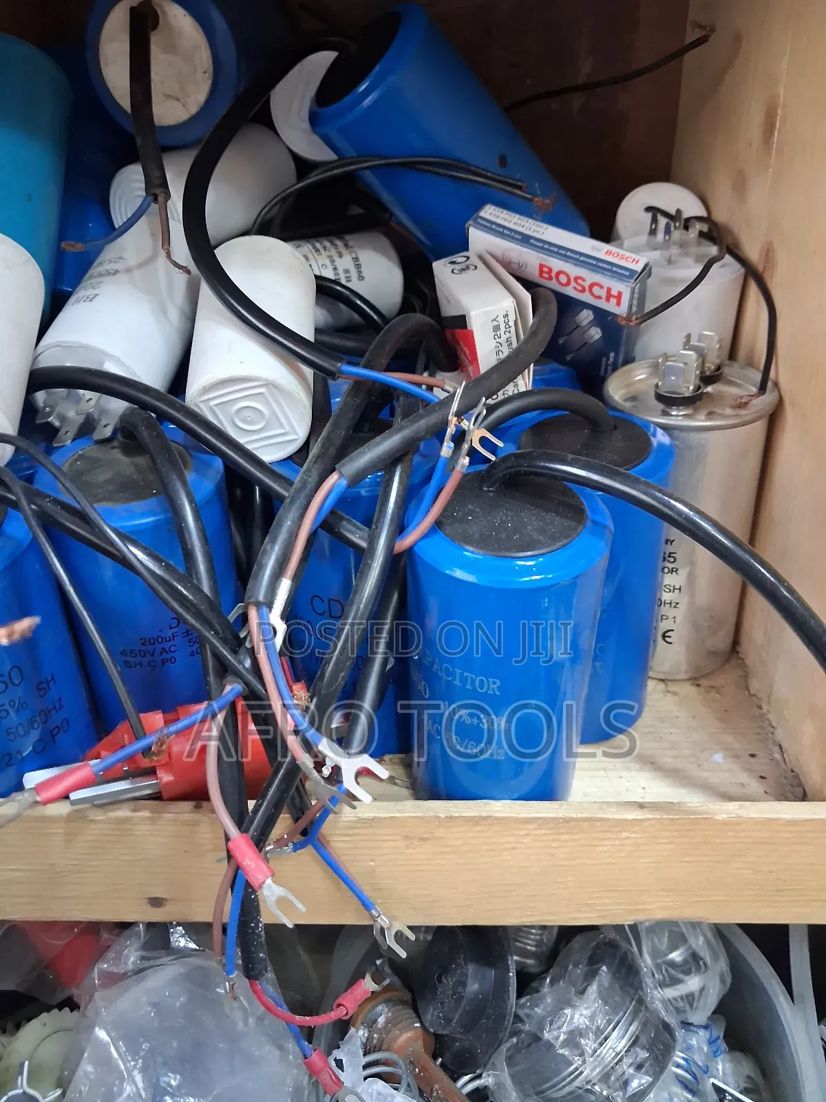 የተለያዩ አይነት ካፓሲተሮች Capacitors