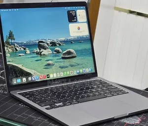 New Laptop Apple MacBook Pro 2022 M2 16GB Apple M2 SSD 512GB