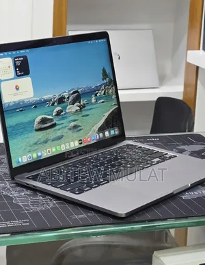 New Laptop Apple MacBook Pro 2022 M2 16GB Apple M2 SSD 512GB