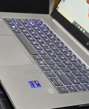 New Laptop HP ZBook 15 32GB Intel Core i9 SSD 512GB